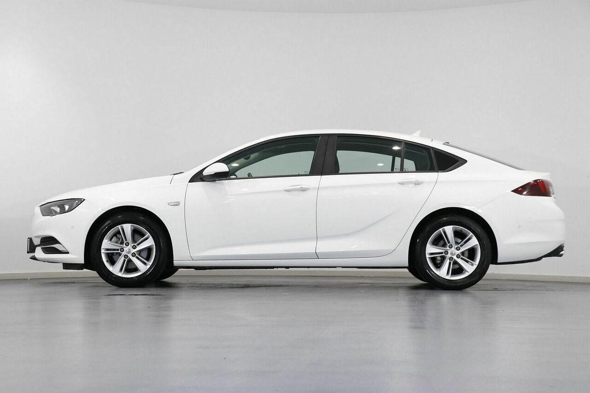 2020 Holden Commodore LT ZB