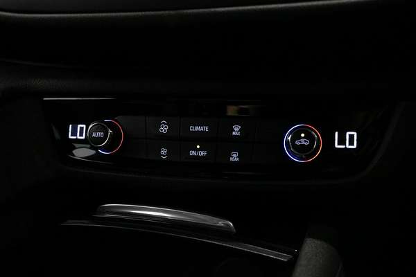 2020 Holden Commodore LT ZB
