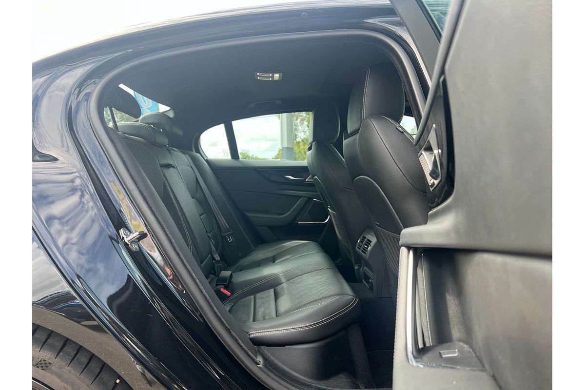 2021 Jaguar XE P300 R-Dynamic Black X760