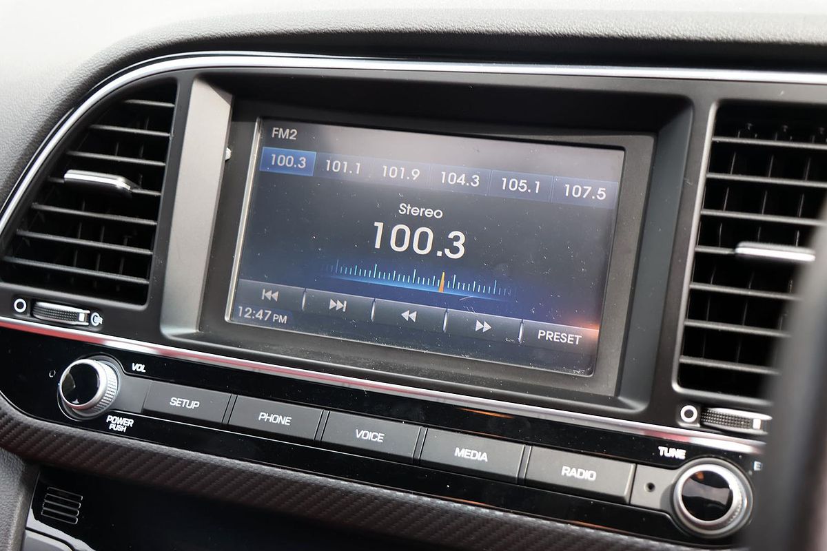 2016 Hyundai Elantra SR Turbo AD