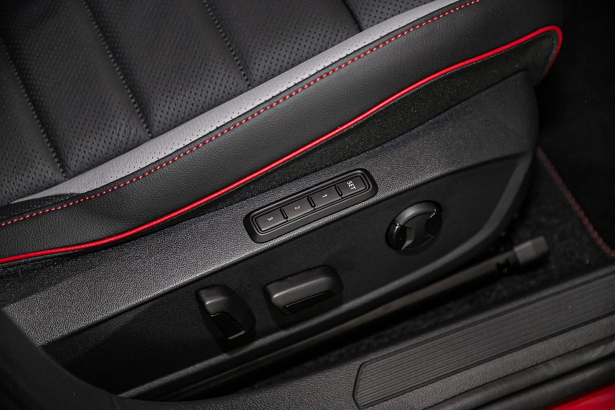 2025 Volkswagen Golf GTI 8.5