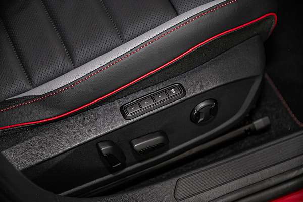 2025 Volkswagen Golf GTI 8.5