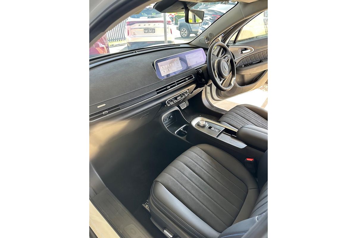 2023 GWM Ora Standard Range ES11
