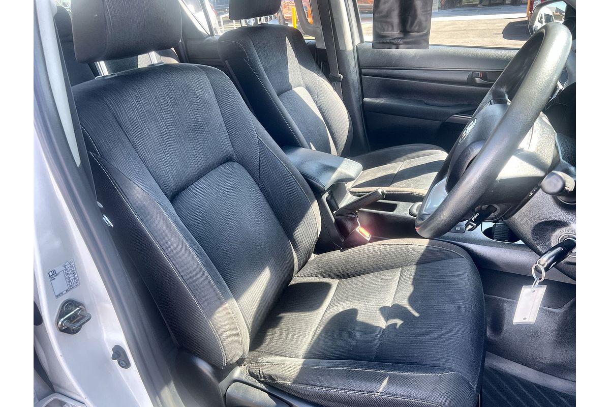 2021 Toyota Hilux SR GUN126R 4X4