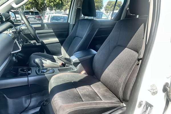 2021 Toyota Hilux SR GUN126R 4X4