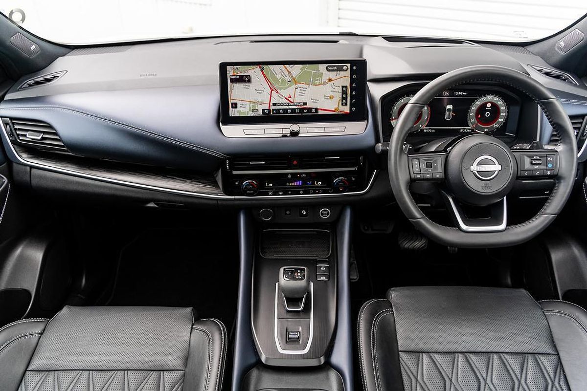 2024 Nissan QASHQAI ST J12