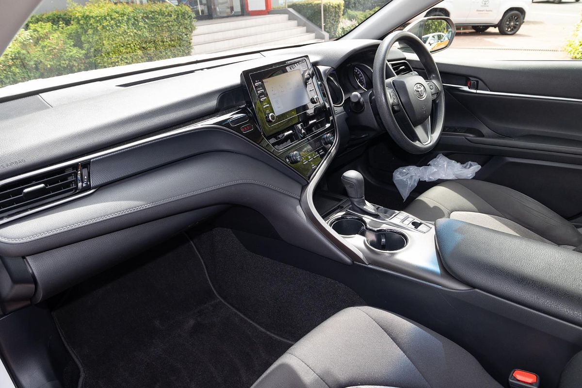 2022 Toyota Camry Ascent AXVH70R