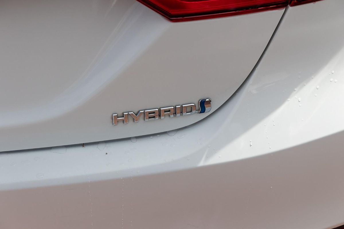 2022 Toyota Camry Ascent AXVH70R