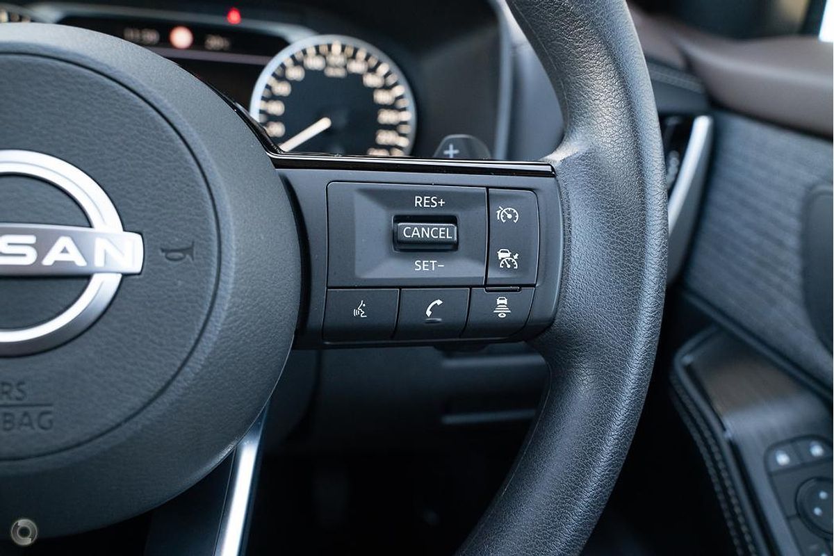 2024 Nissan X-TRAIL ST T33