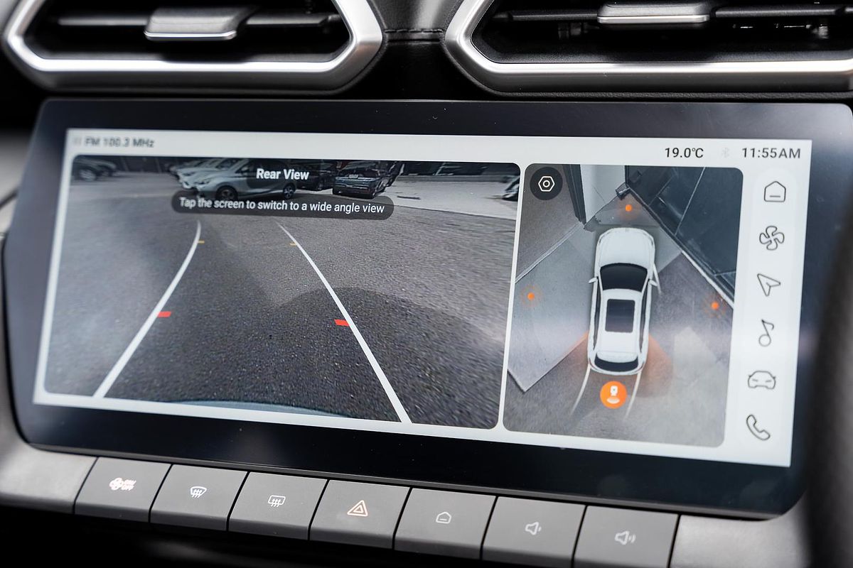 2025 MG ZS Essence Hybrid+ ZS32