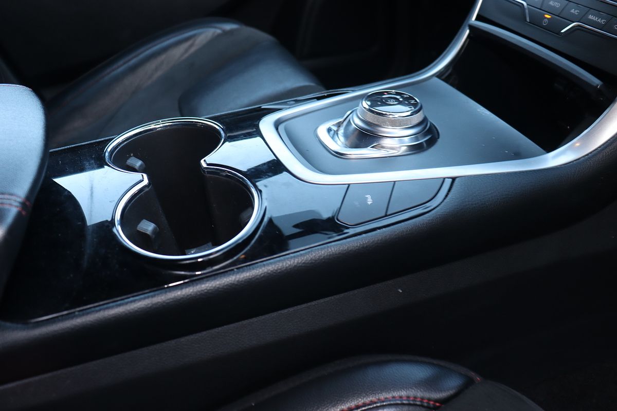2018 Ford Endura ST-Line CA