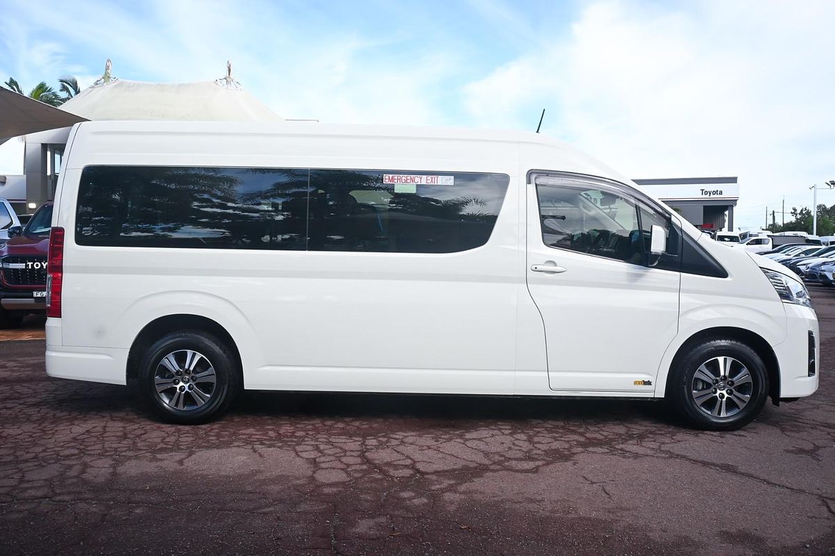 2020 Toyota Hiace Commuter GL GDH322R