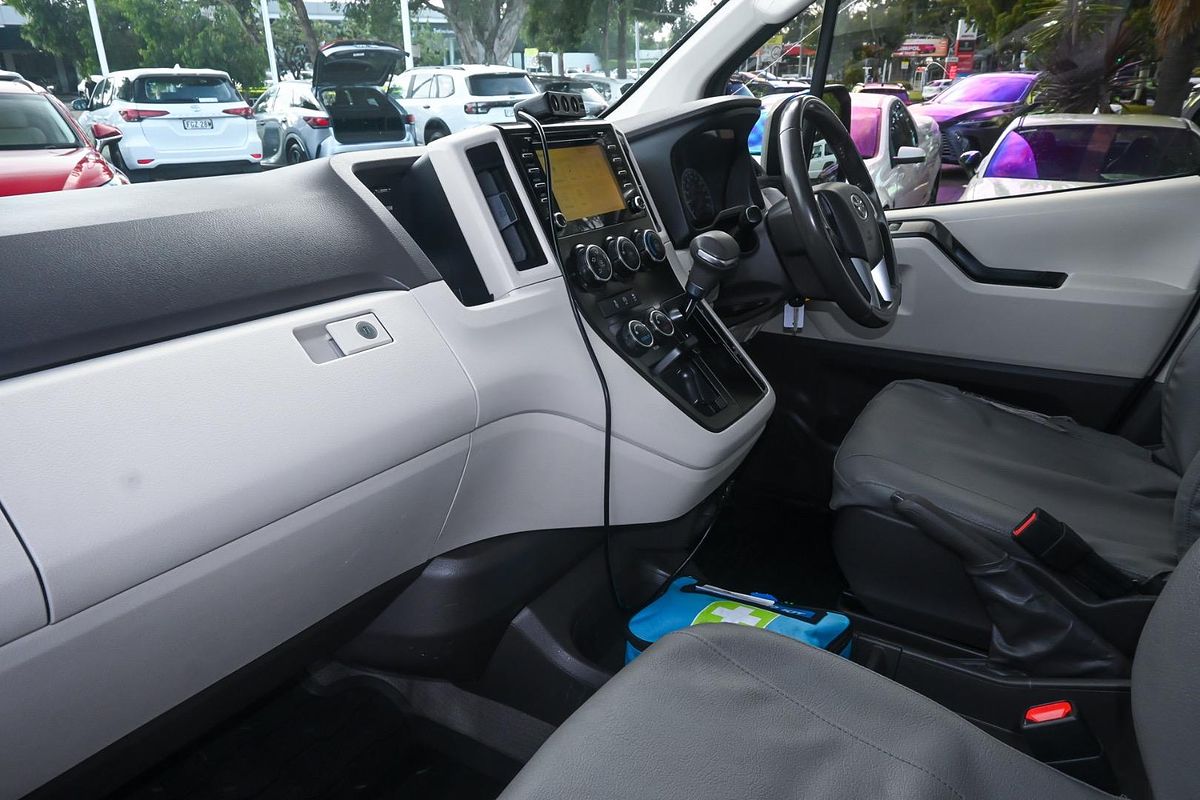 2020 Toyota Hiace Commuter GL GDH322R