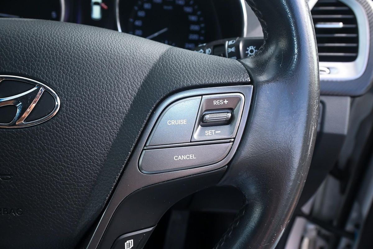 2016 Hyundai Santa Fe Elite DM3 Series II