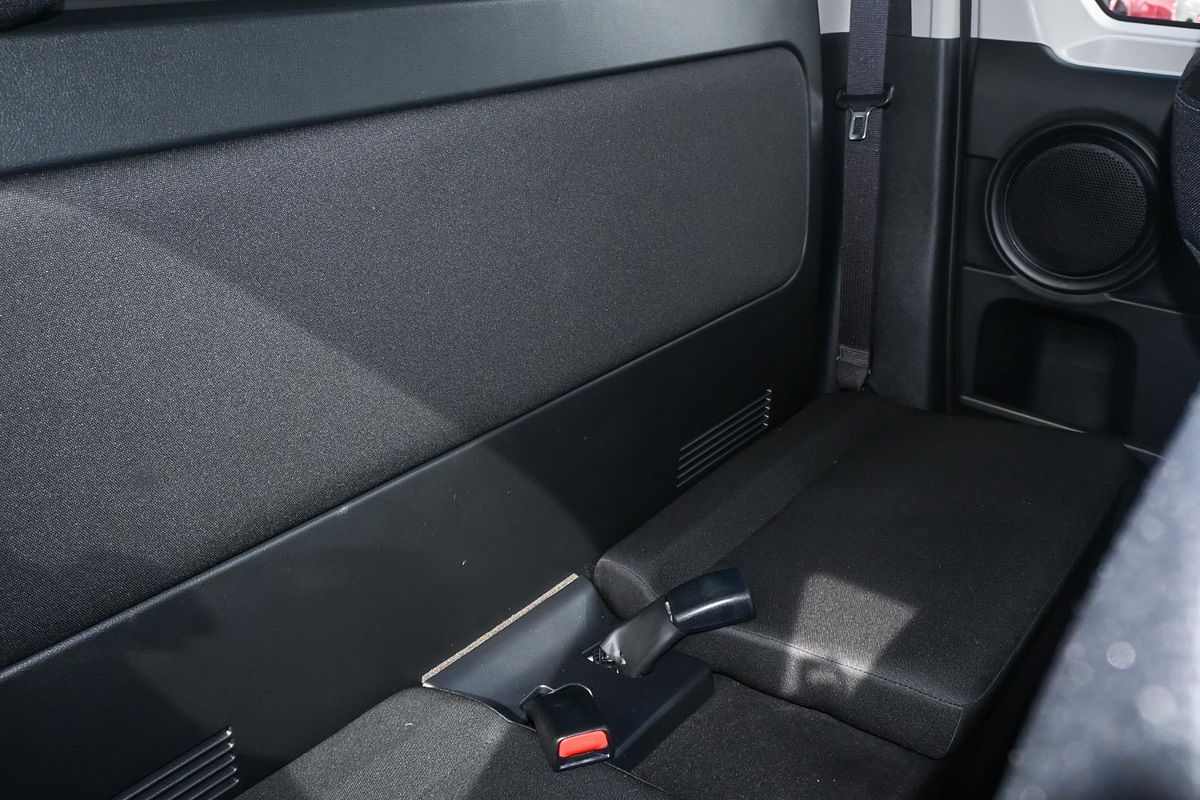 2023 Toyota Hilux SR GUN126R 4X4