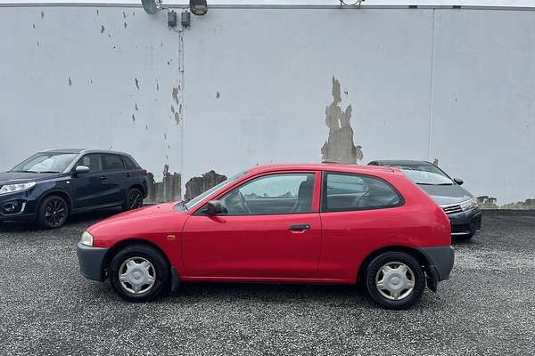 1999 Mitsubishi Mirage CE