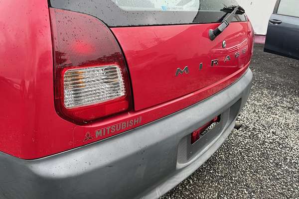 1999 Mitsubishi Mirage CE