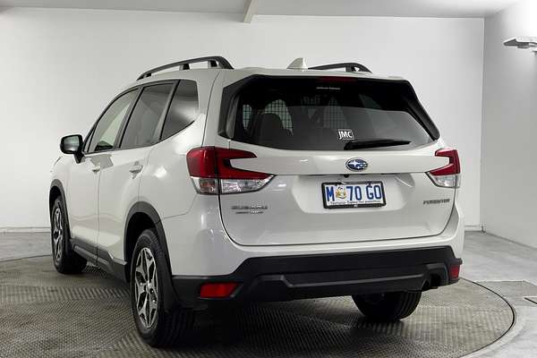 2022 Subaru Forester 2.5i S5