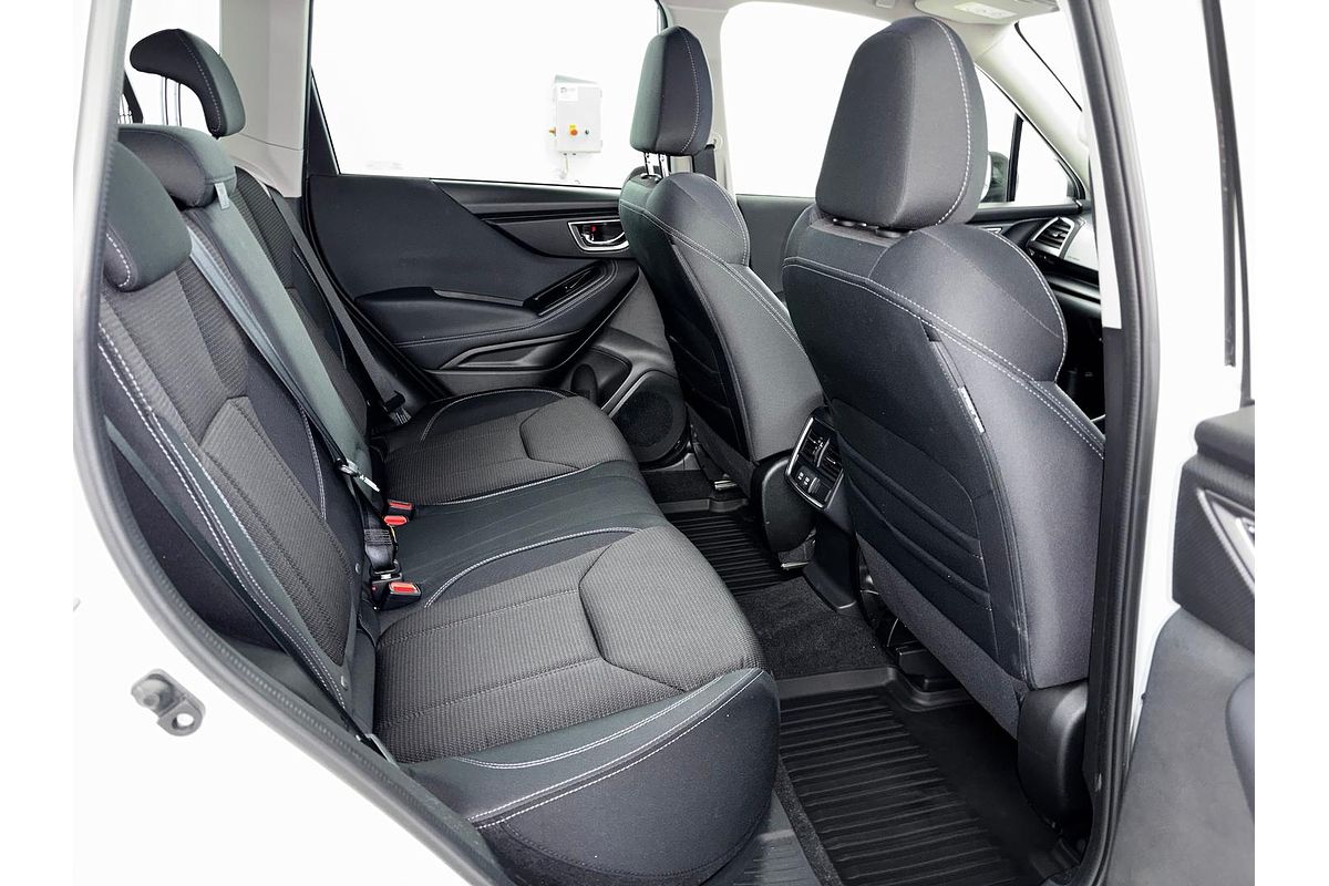 2022 Subaru Forester 2.5i S5