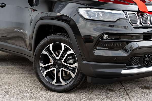 2022 Jeep Compass Limited M6