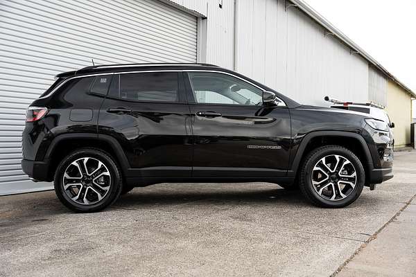 2022 Jeep Compass Limited M6