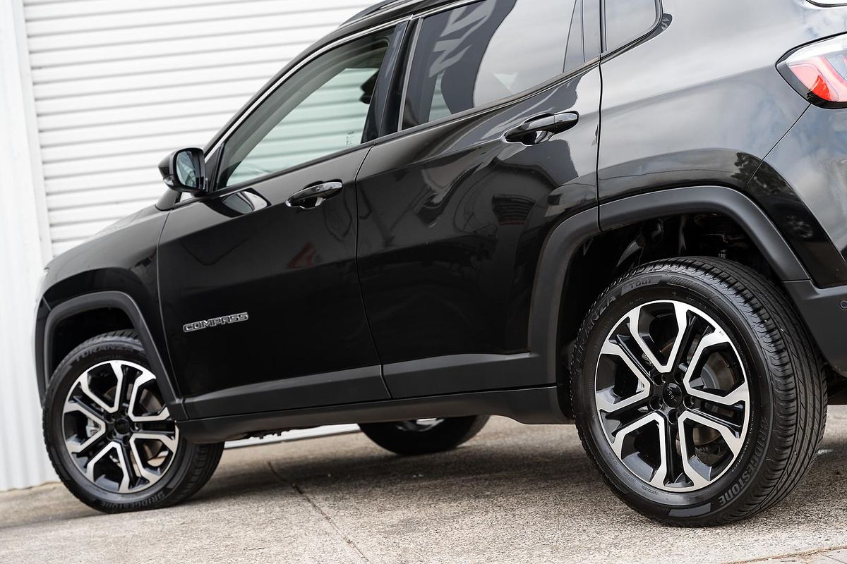 2022 Jeep Compass Limited M6