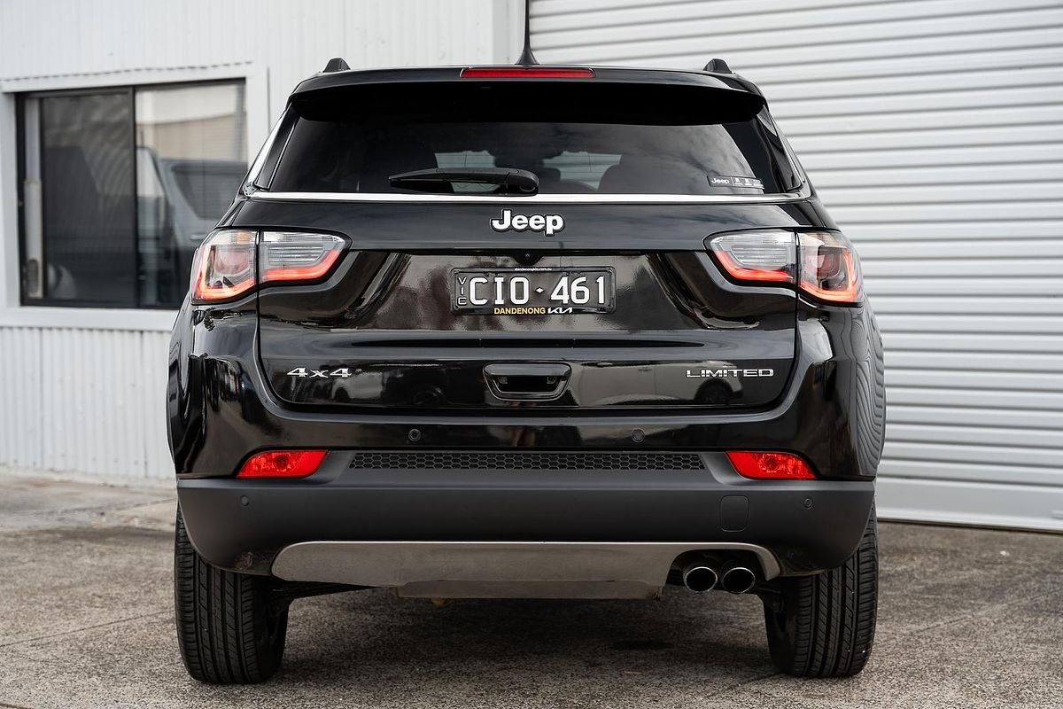 2022 Jeep Compass Limited M6