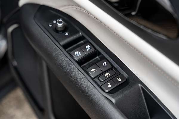 2022 Jeep Compass Limited M6