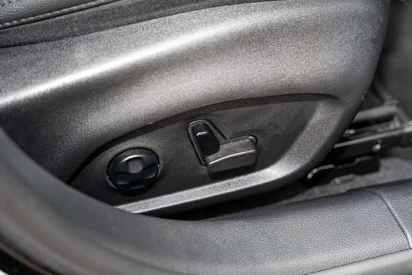 2022 Jeep Compass Limited M6