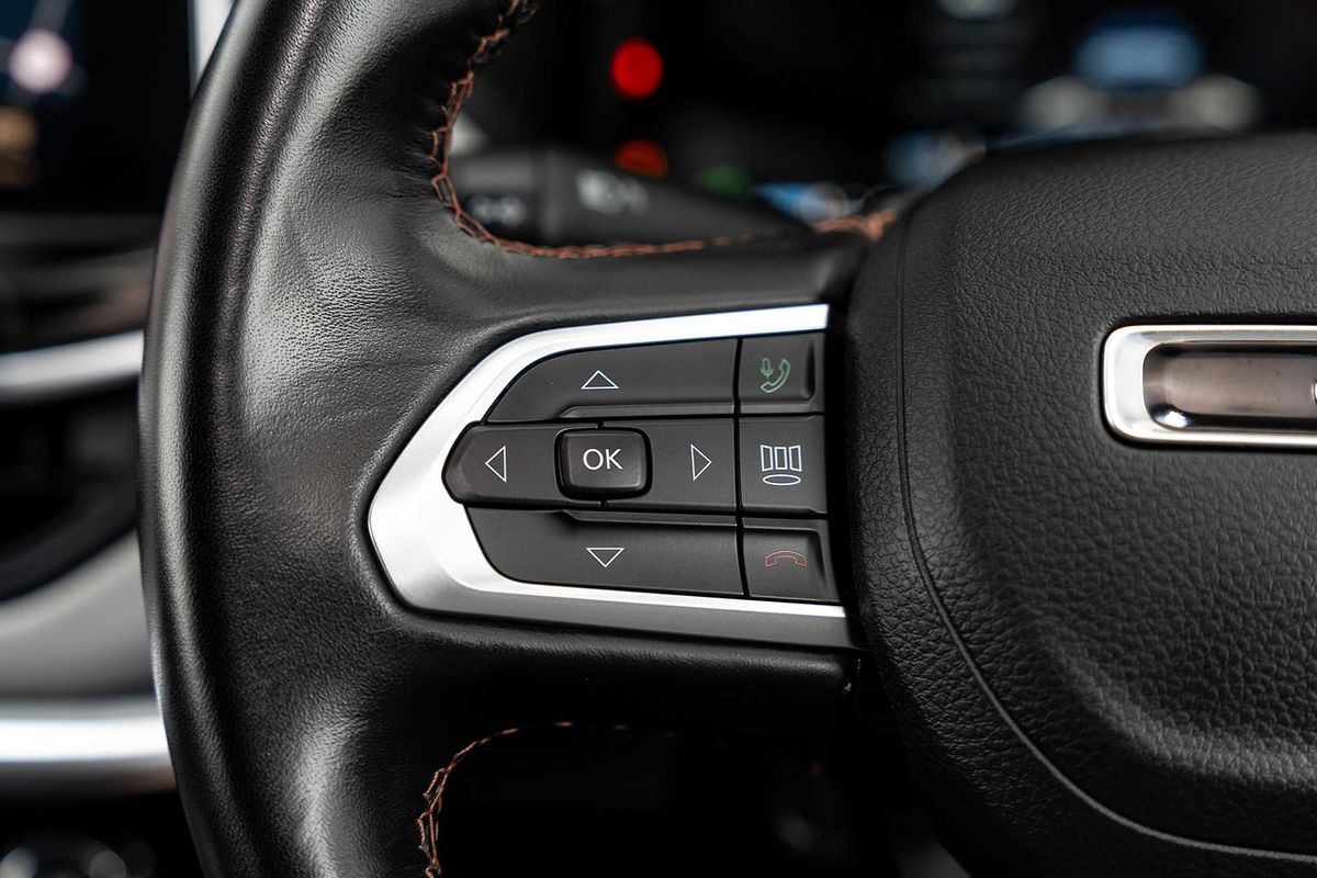 2022 Jeep Compass Limited M6