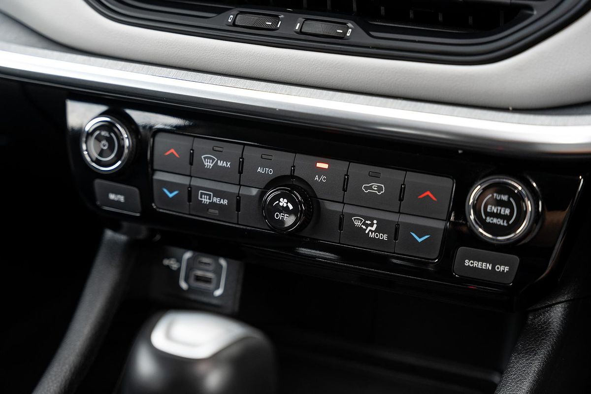 2022 Jeep Compass Limited M6