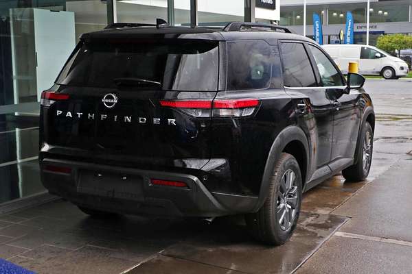 2024 Nissan Pathfinder ST-L R53