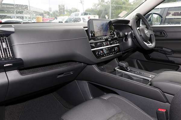 2024 Nissan Pathfinder ST-L R53