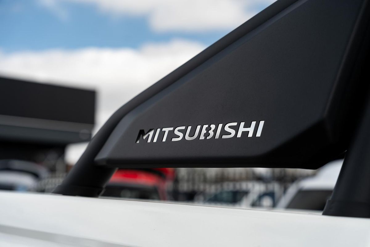 2024 Mitsubishi Triton GLX-R MV 4X4