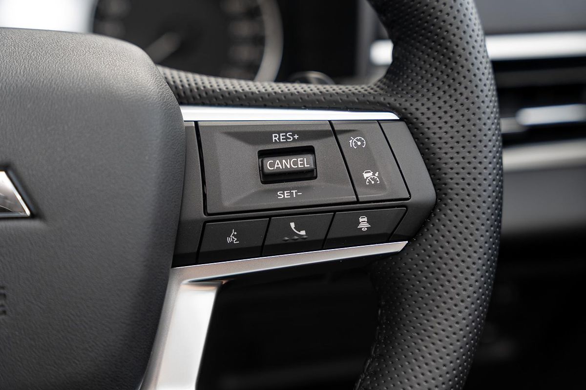 2024 Mitsubishi Outlander LS ZM