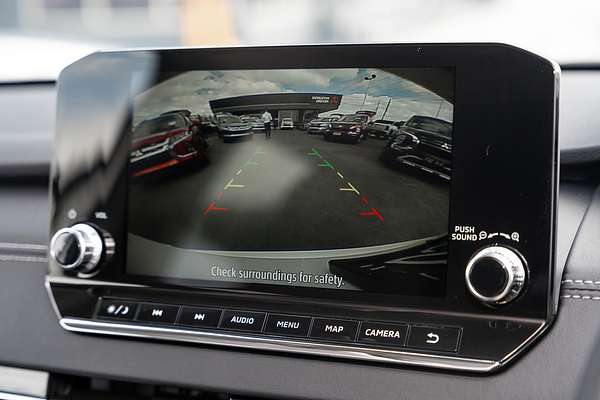 2024 Mitsubishi Outlander LS ZM
