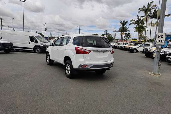 2020 Isuzu MU-X LS-M