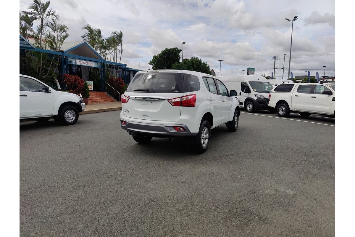 2020 Isuzu MU-X LS-M