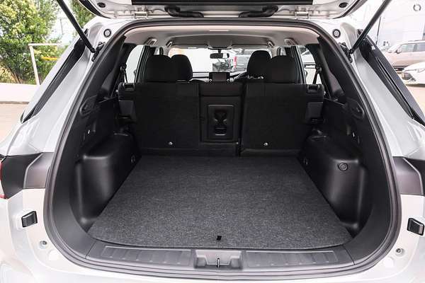 2024 Mitsubishi Outlander ES ZM