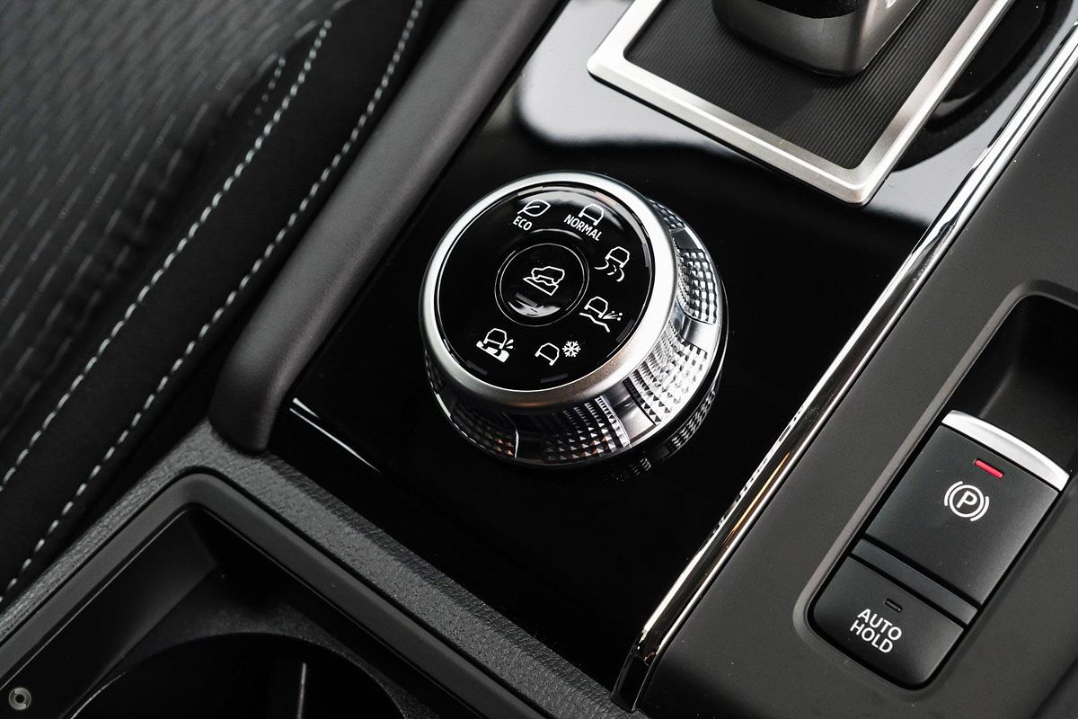 2024 Mitsubishi Outlander ES ZM
