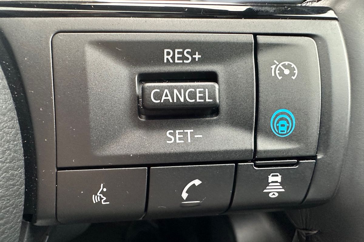 2023 Nissan QASHQAI Ti J12