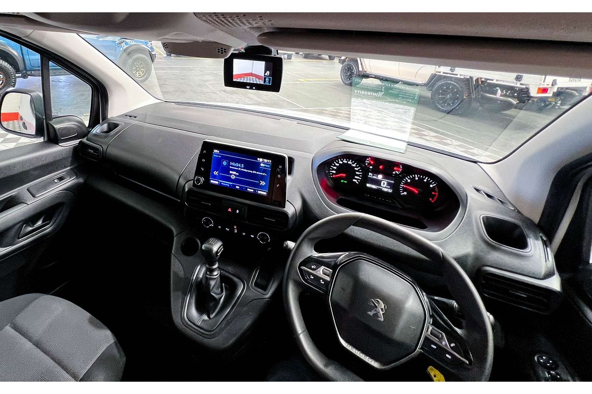 2021 Peugeot Partner 110 THP K9 SWB