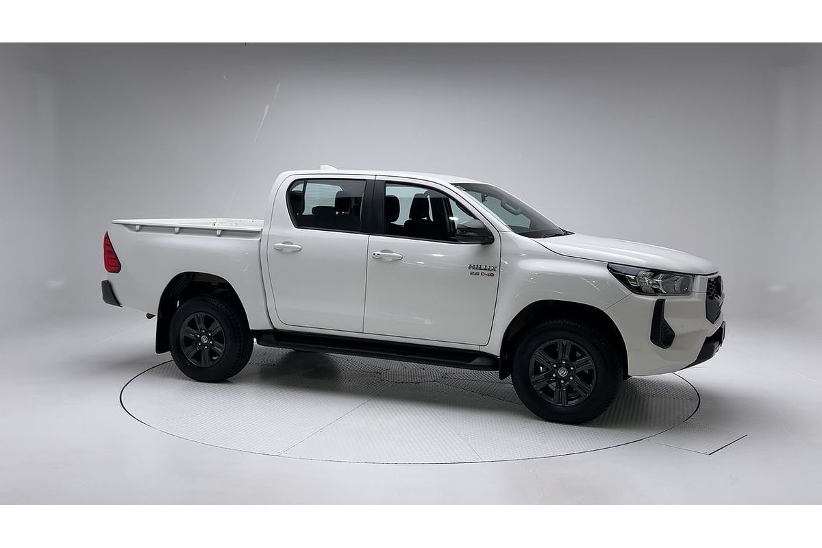 2024 Toyota Hilux SR GUN126R 4X4