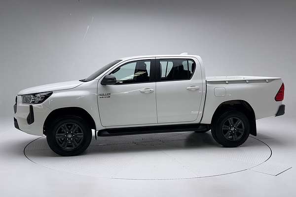 2024 Toyota Hilux SR GUN126R 4X4