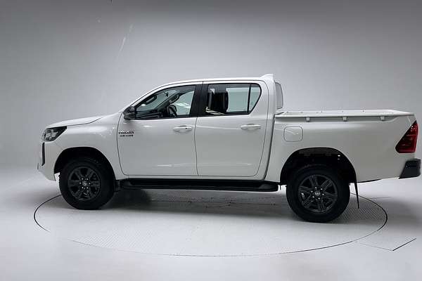 2024 Toyota Hilux SR GUN126R 4X4