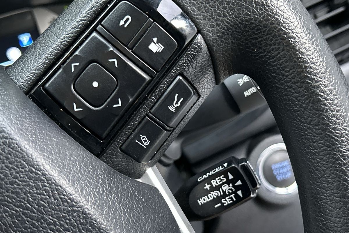 2024 Toyota Hilux SR GUN126R 4X4