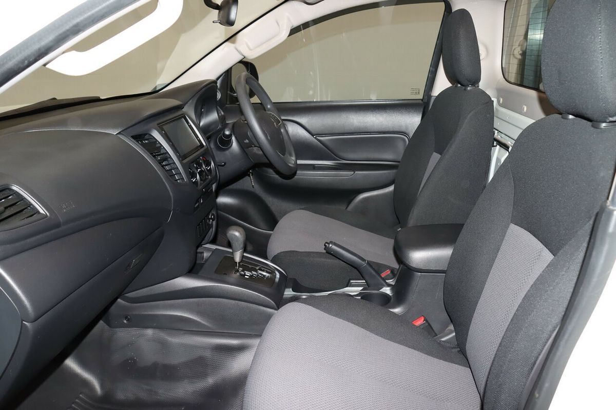 2022 Mitsubishi Triton GLX MR Rear Wheel Drive