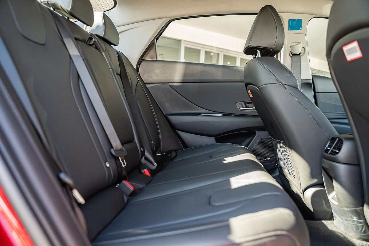 2025 Hyundai i30 Elite Hybrid CN7.V2