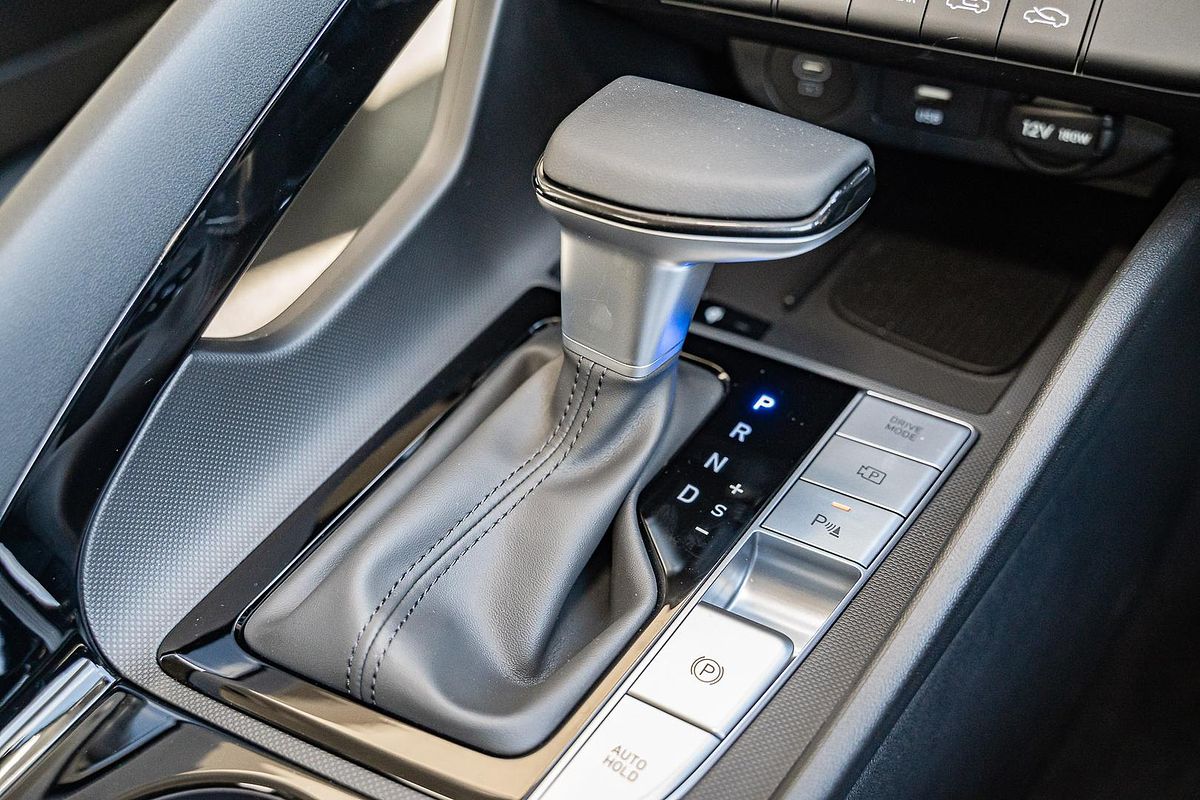 2025 Hyundai i30 Elite Hybrid CN7.V2
