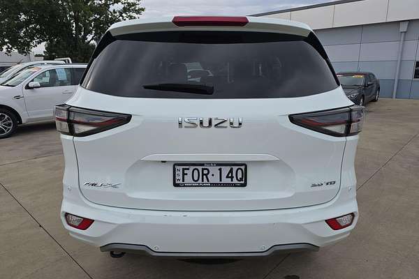 2022 Isuzu MU-X LS-T